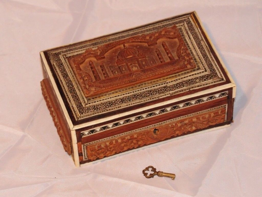 Carved Vintage Indian Cigarette Box with Taj Mahal on Lid, Marquetry